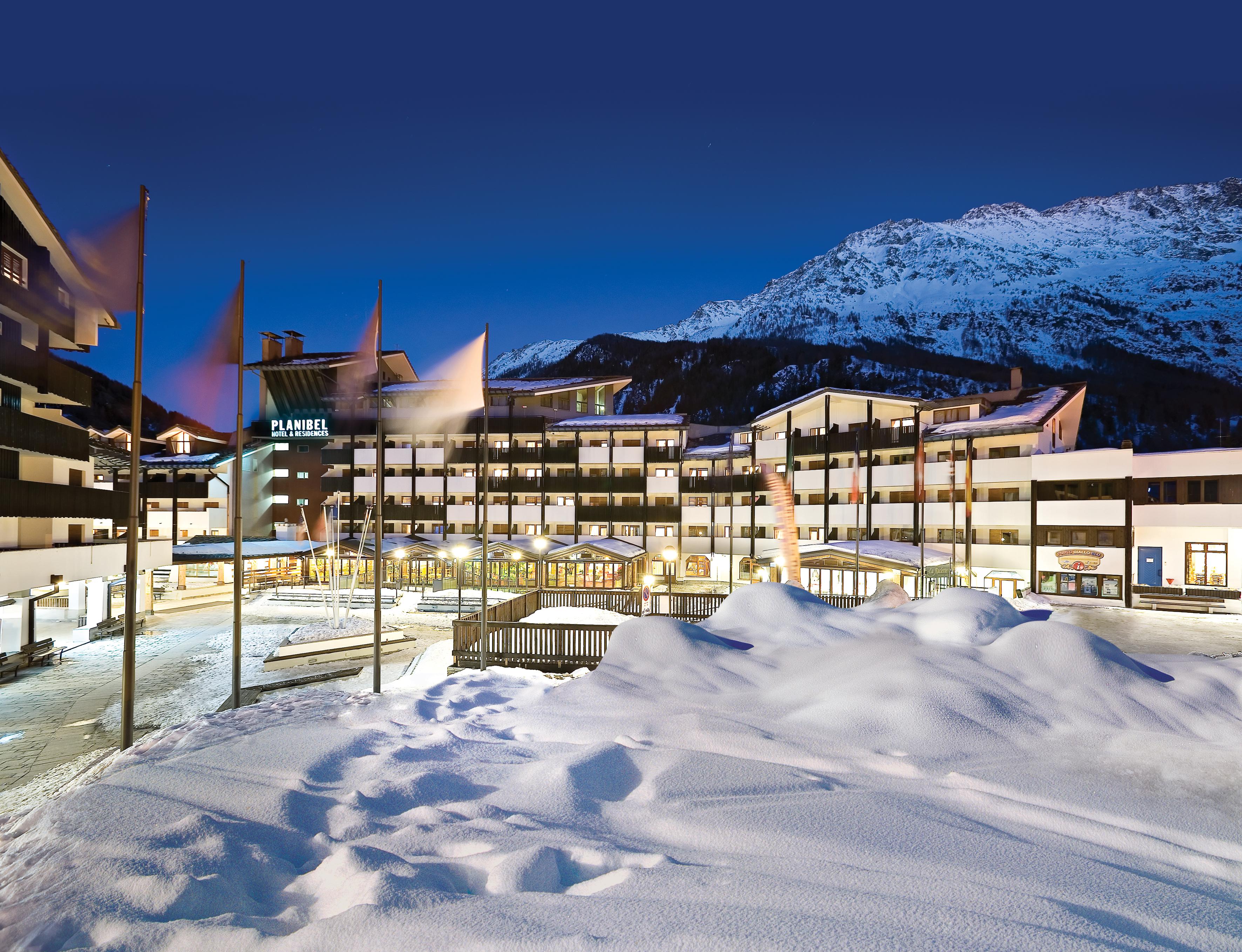Th La Thuile - Planibel Hotel Ngoại thất bức ảnh