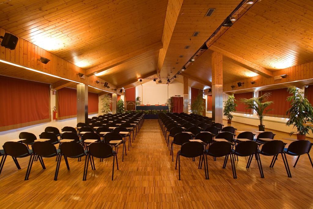 Th La Thuile - Planibel Hotel Ngoại thất bức ảnh